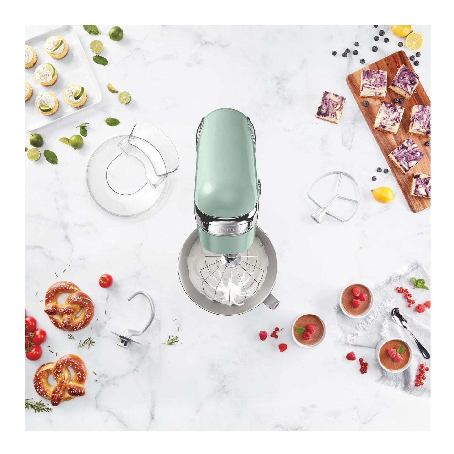 Cuisinart Stand Mixer, 12 Speeds, 5.5-Quart Mixing Bowl, Chef's Whisk, Flat Mixing Paddle, Dough Hook, and Splash Guard with Pour Spout, Silver Lining, SM-50BC, Silver Lining