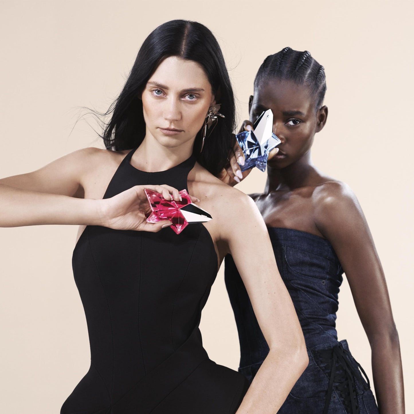 MUGLER Angel Nova - Eau de Parfum - Women's Perfume - Floral & Fruity - With Bergamot, Rose, and Cedarwood- Long Lasting Fragrance