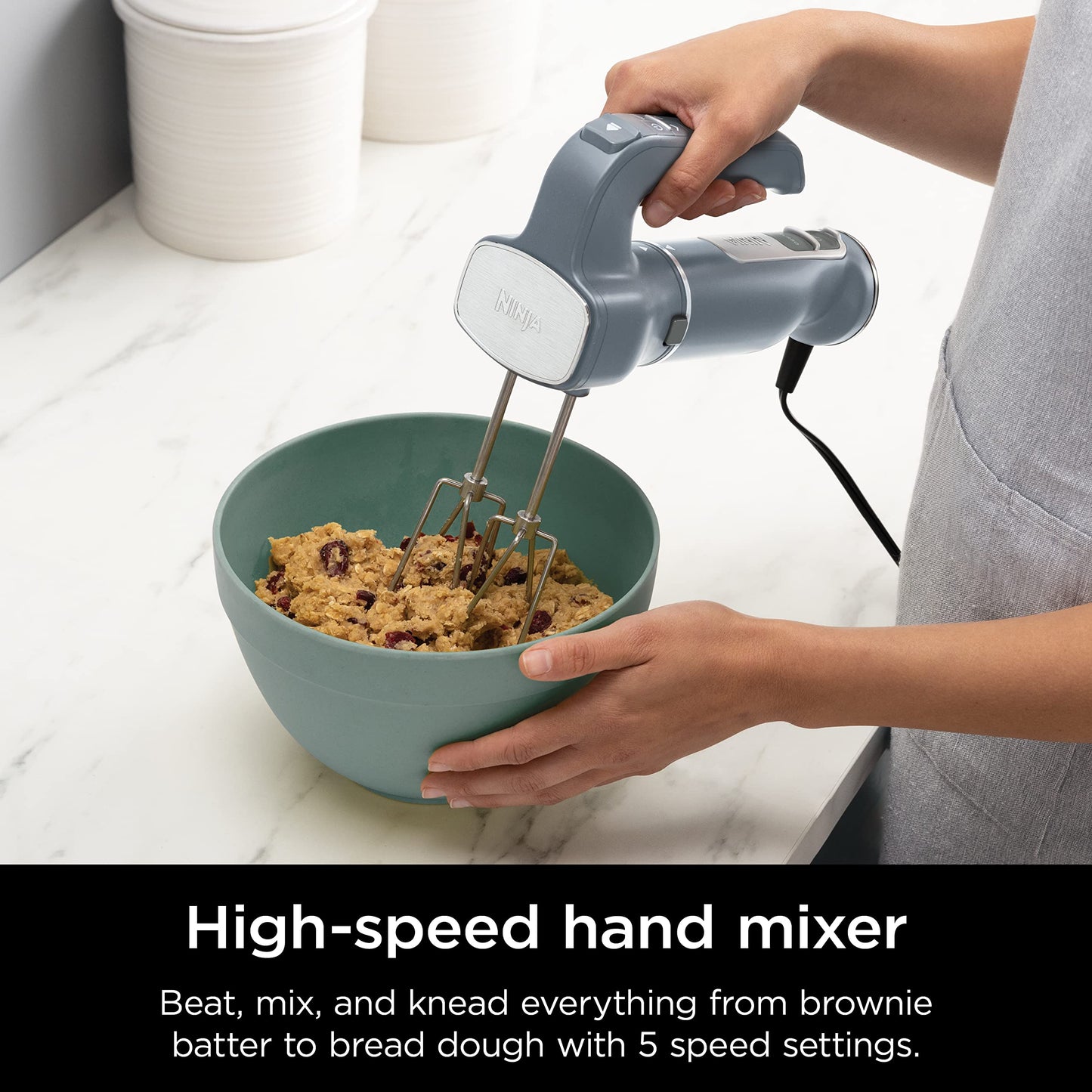 Ninja Hand Mixer, Immersion Blender, Foodi Power Mixer System, 750-Peak-Watt Handheld Emulsion Blender & Electric Hand Mixer Combo With Whisk, Beaters & 3-Cup Blending Vessel,120 volts, Black CI101