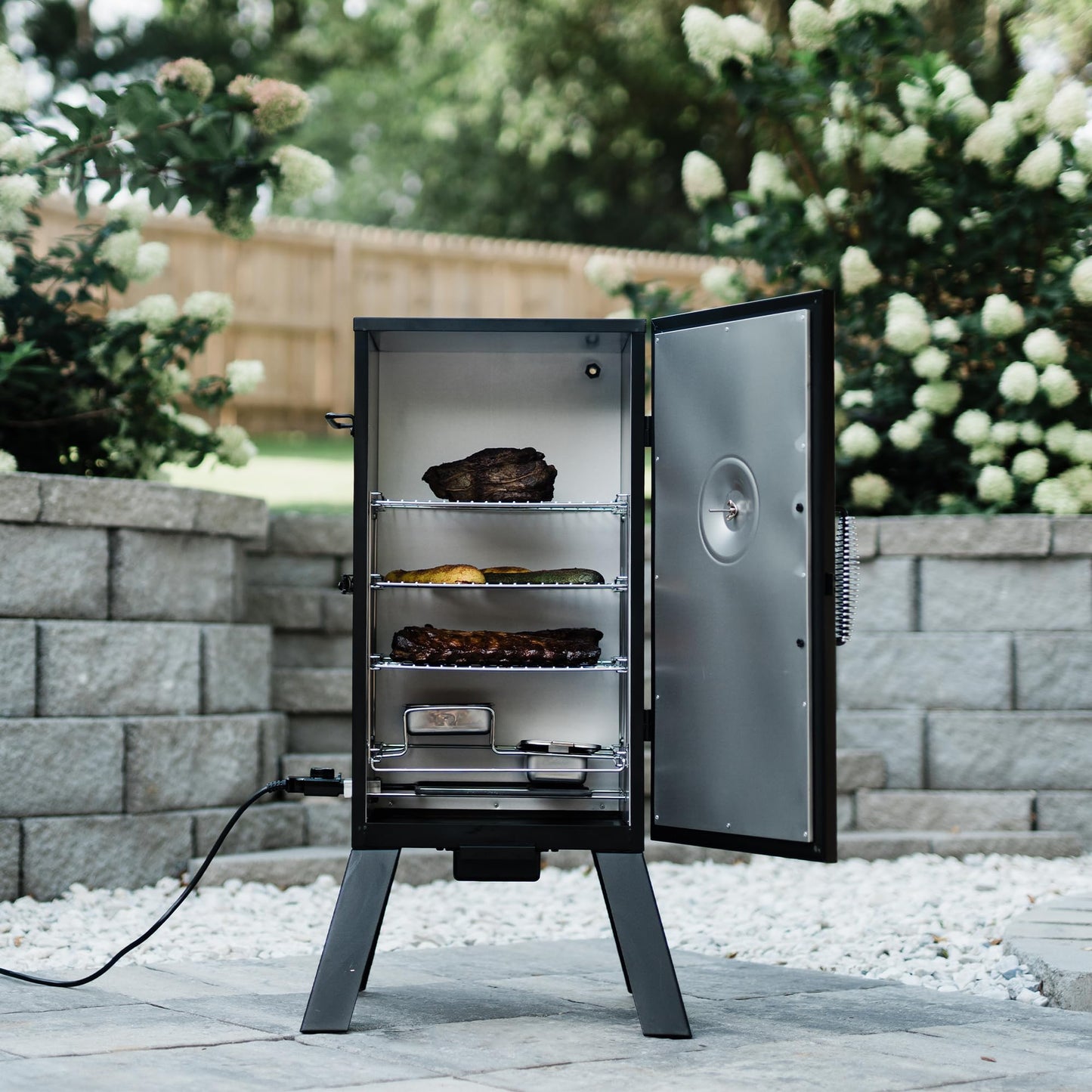 Masterbuilt® 30-inch Digital Electric Vertical BBQ Smoker