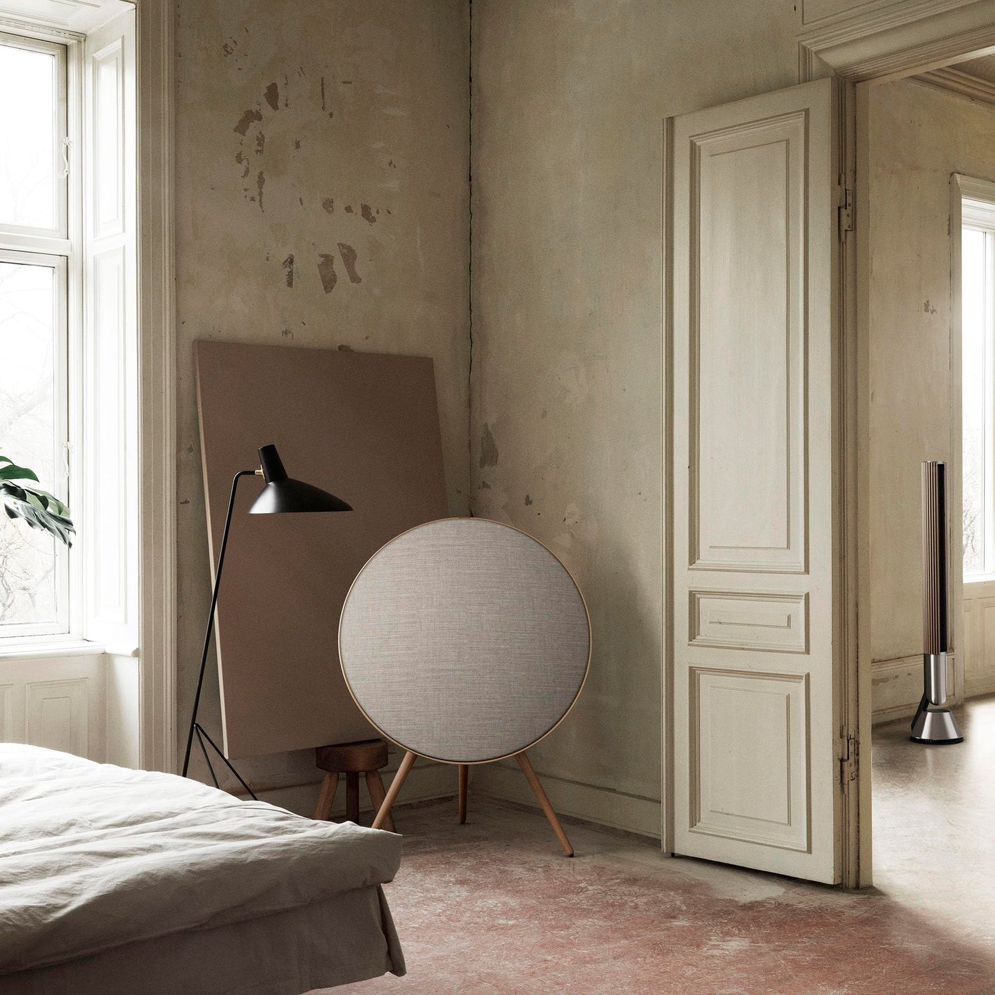 Bang & Olufsen Beosound A9 (5th Generation)